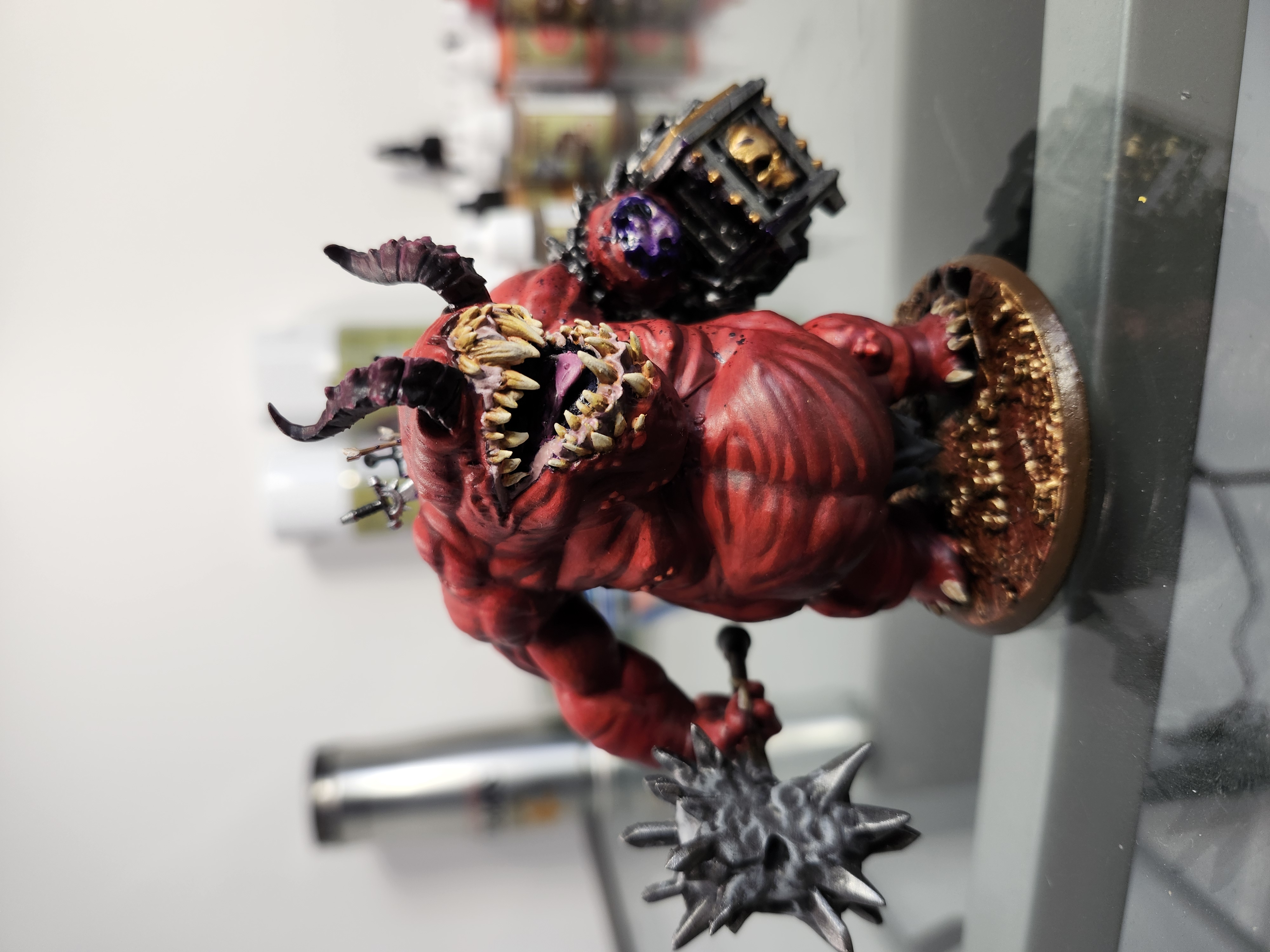 Greed Demon — vue de face